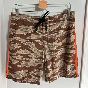 Hurley boardshorts sz. 32